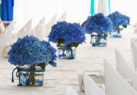Arreglos florales de color azul