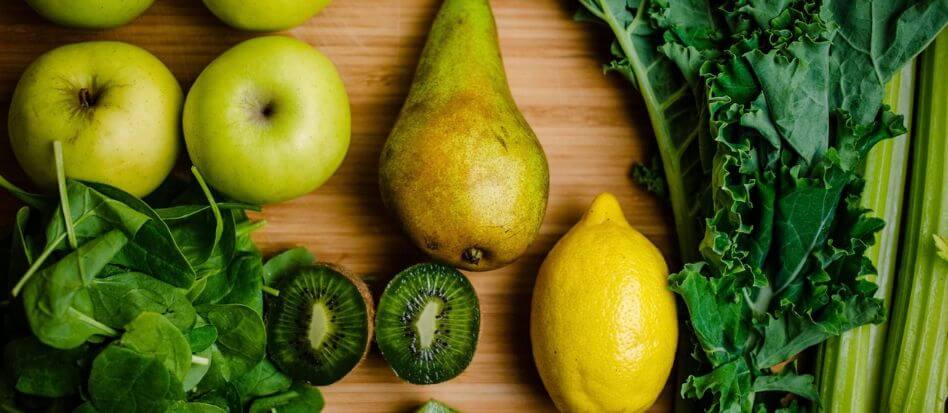 Frutas y verduras color verde